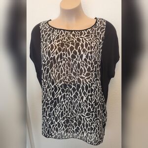 Black and White Boxy Short Sleeve Blouse